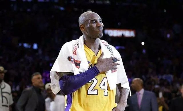 马克西连续21场砍下20+，追平艾弗森并列队史第二（马克西连续21场得分20+，追平艾弗森并列队史第二位）