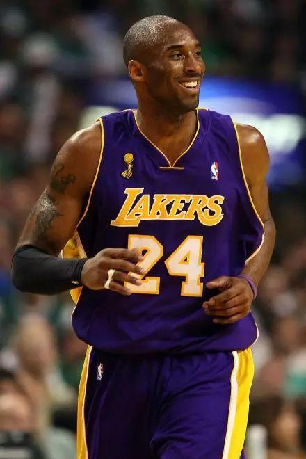 弗洛伦齐谈罗马vs那不勒斯争议判罚：拉赫马尼没有对科内犯规（弗洛伦齐就罗马对那不勒斯判罚争议表态：拉赫马尼未对科内犯规）