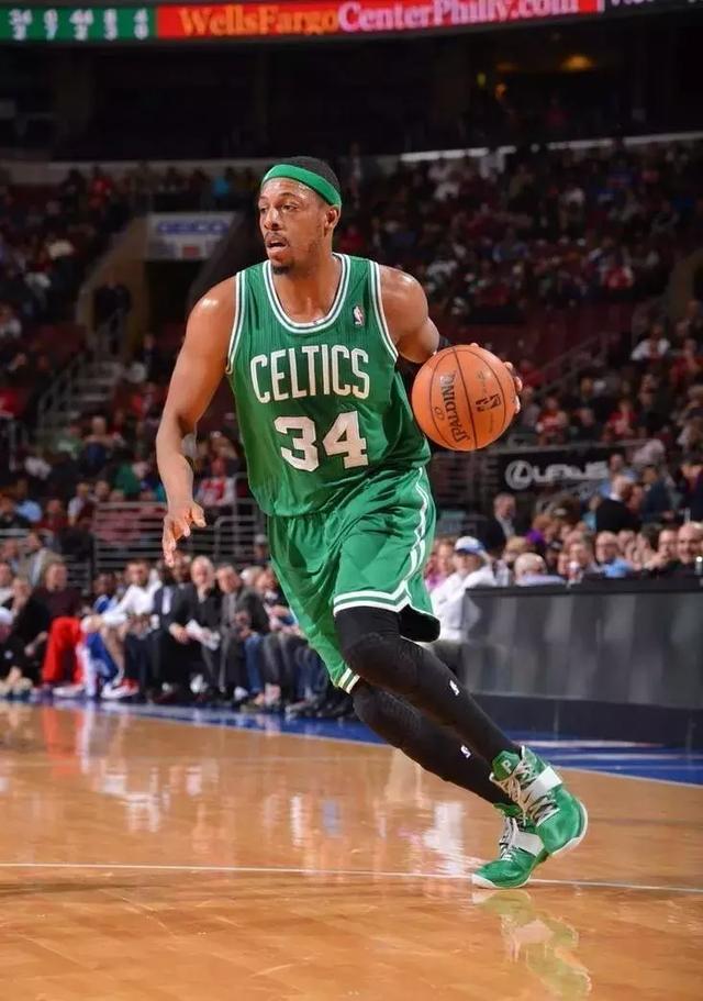 意媒：年薪300万欧的麦肯尼希望涨薪续约，但尤文不愿意接受（意媒：麦肯尼盼加薪续约，尤文不接受，现年薪300万欧）